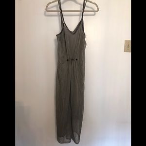 Chic KEMPNER MIDI Dress 🤩